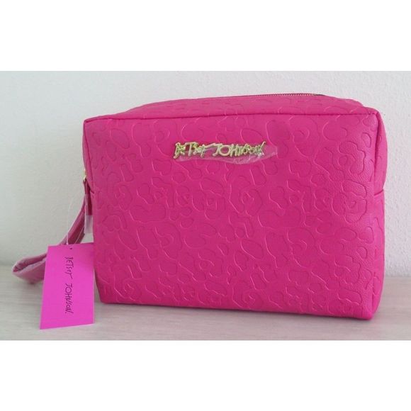 Betsey Johnson CBJ-1056 Womens Fushia Pink Double Zip Weekender Cosmetic Bag $68 - Picture 1 of 5